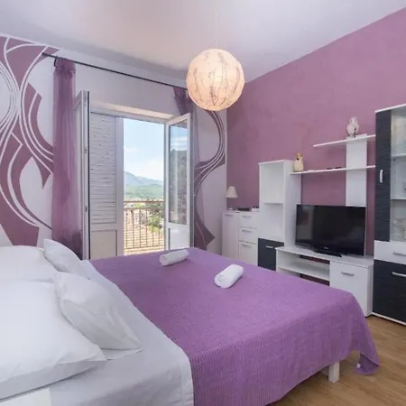 Apartment Villa Jelsa *