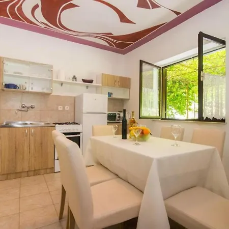 Villa Jelsa 아파트 젤사